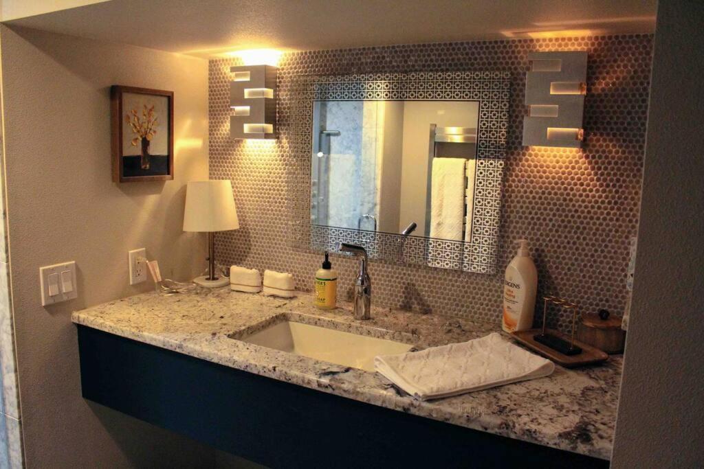 Heart Of Woodstock, 10 Min Walk To Reed, With Private Garage! Διαμέρισμα Πόρτλαντ Εξωτερικό φωτογραφία